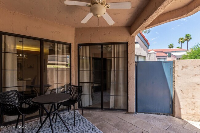 Building Photo - 4279 N River Grove Cir