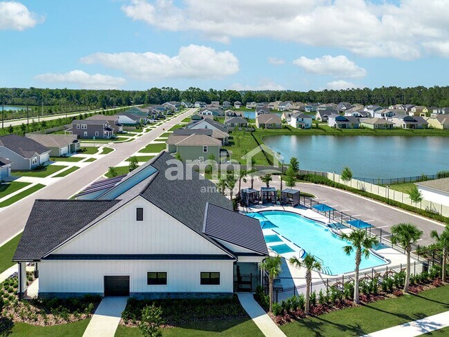 Building Photo - 390 Banyan Frst Dr