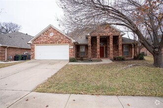 Building Photo - 6018 Fannin Dr