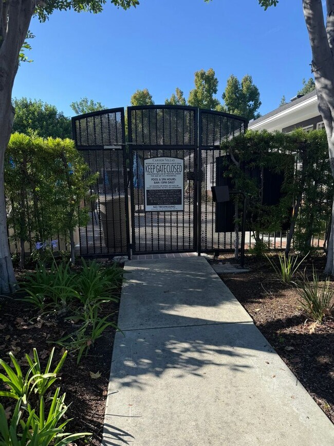 Building Photo - **Charming 1bed 1bath Condo located in the...