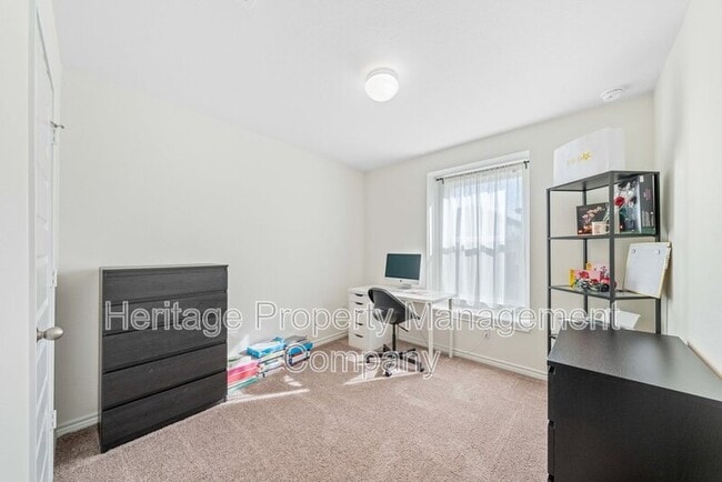 Building Photo - 10643 Military Dr W