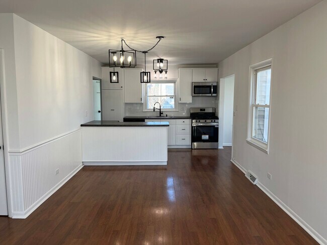 Building Photo - 3622 178th St