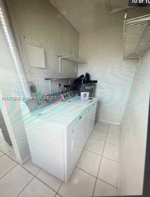 Building Photo - 4740 NW Flagler Terrace