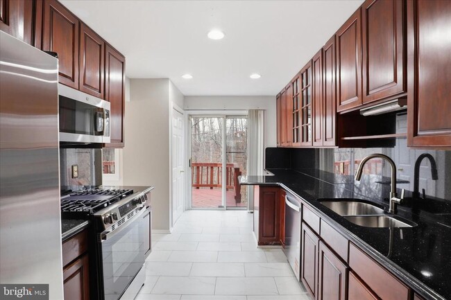 Building Photo - 14518 Creek Branch Ct