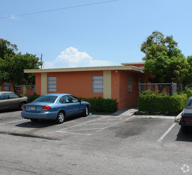 Northwest Gardens V Apartments Fort Lauderdale Fl Apartment Finder Northwest Gardens V Apartments