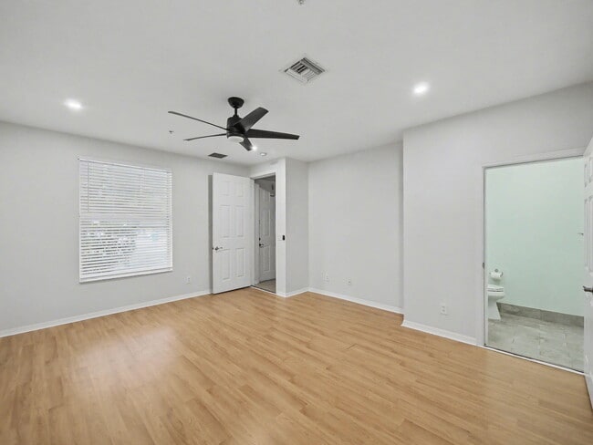 Building Photo - 1460 Corbison Point Pl