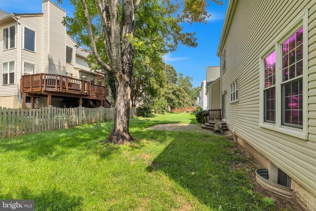 Building Photo - 13072 Autumn Willow Dr