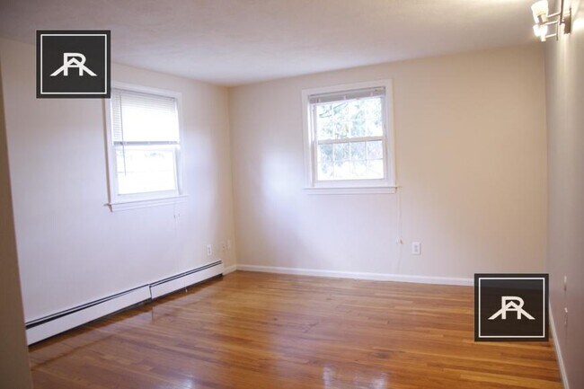 Building Photo - 4 bedroom in Woburn MA 01801