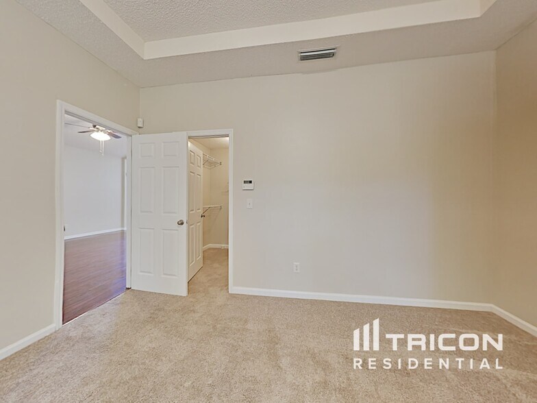 Building Photo - 4351 Campus Hills Cir