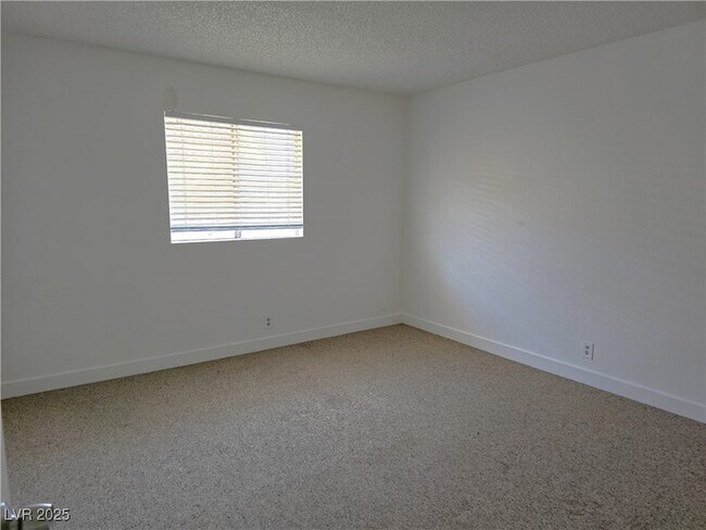 Building Photo - 1708 Cordoba Ln