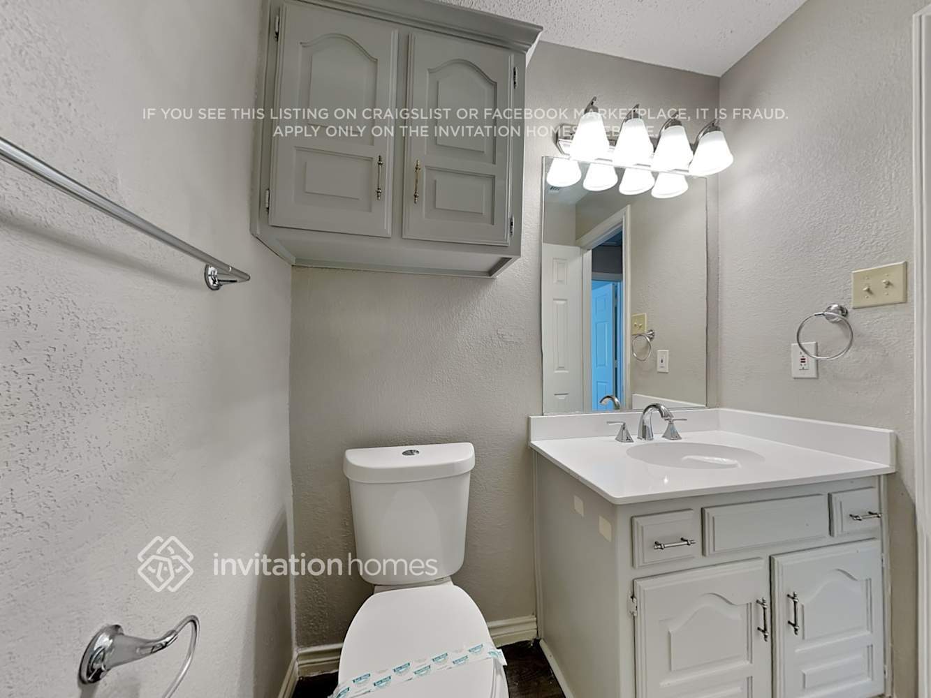 Building Photo - 804 E Aimee St