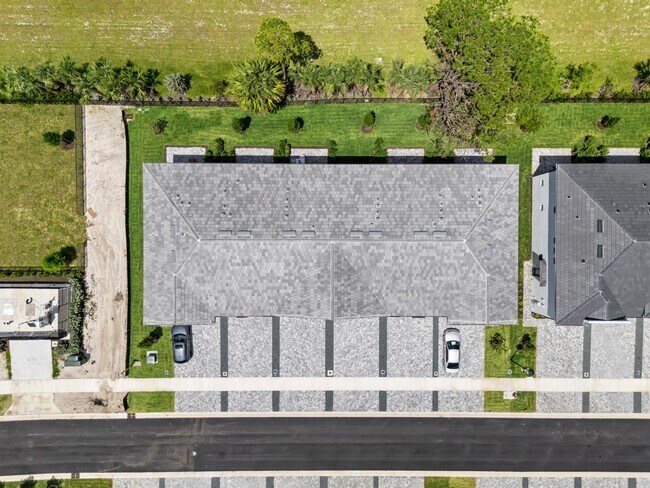 Building Photo - 4315 Efendi Dr