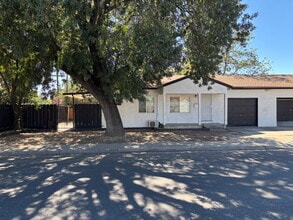 Building Photo - Coming Soon! Newly remodeled 2 bedroom duplex for $1900