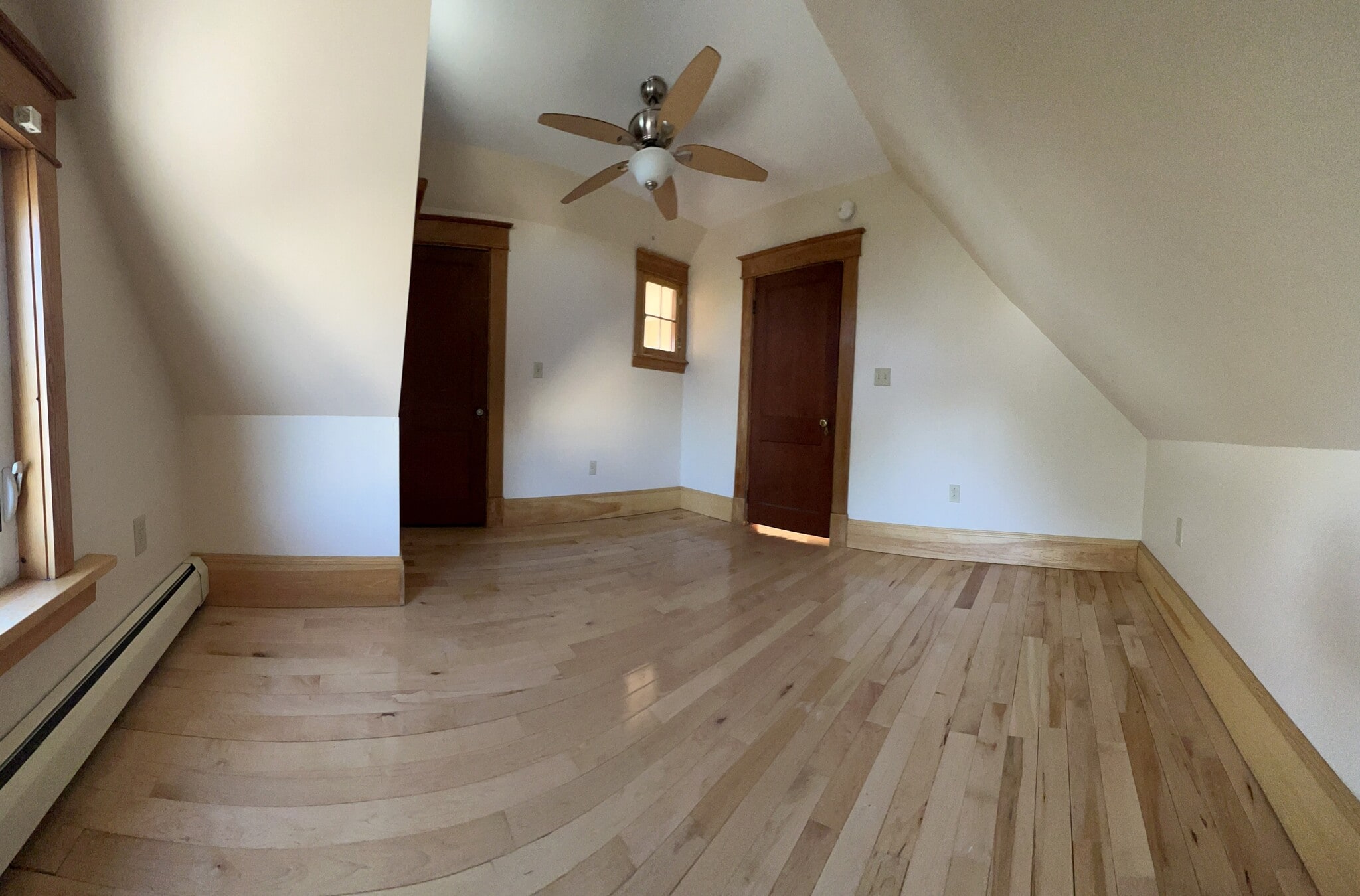 Building Photo - 19 Hickok Pl