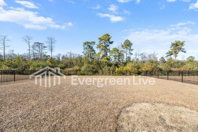 Building Photo - Coming Soon!