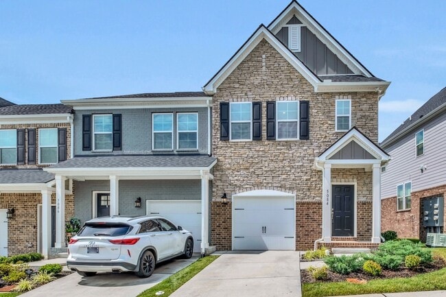 Building Photo - 5084 Dayflower Dr