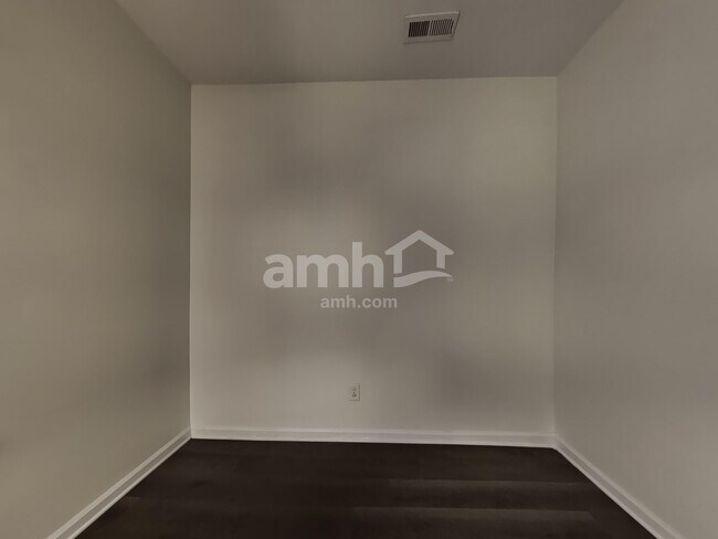 Building Photo - 3972 Harmattan Dr