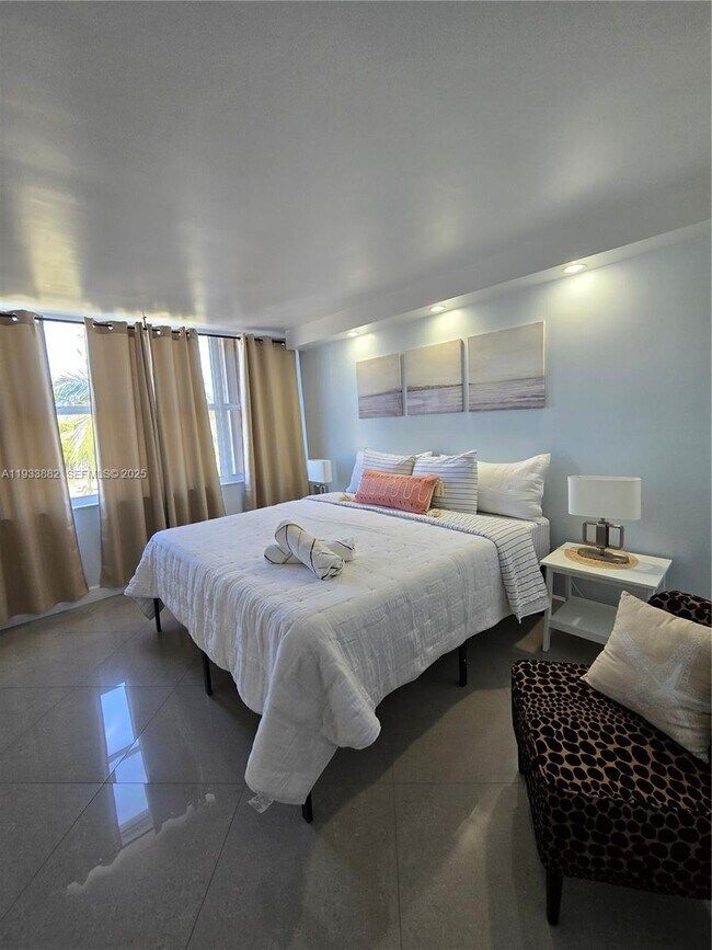 Building Photo - 88500 Overseas Hwy