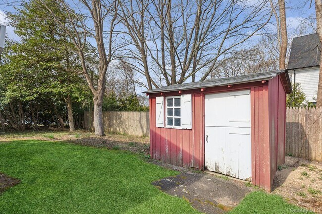 Building Photo - 3 Lincoln St