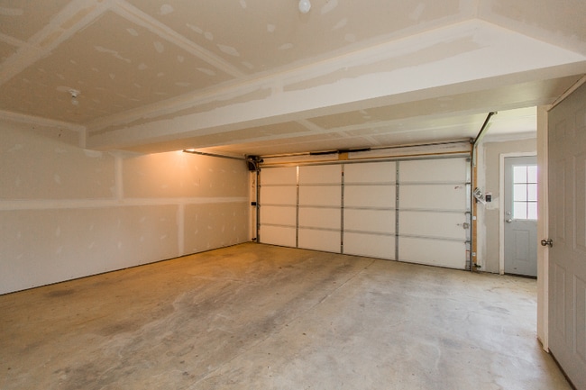 Building Photo - 235 Bethel Dr