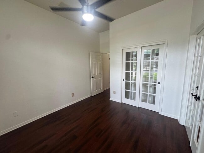 Building Photo - 16101 W Dorman Dr