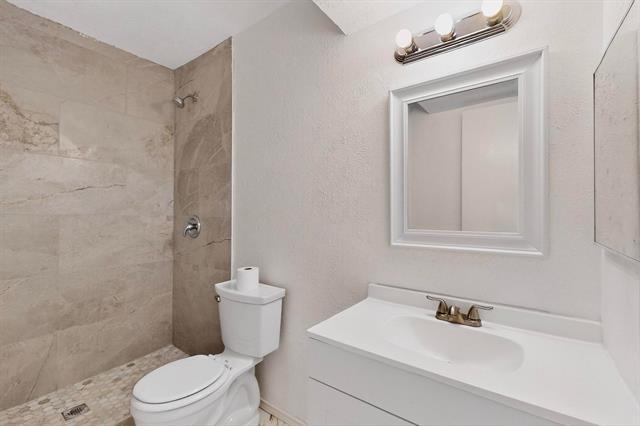 Building Photo - 2510 Limestone Dr