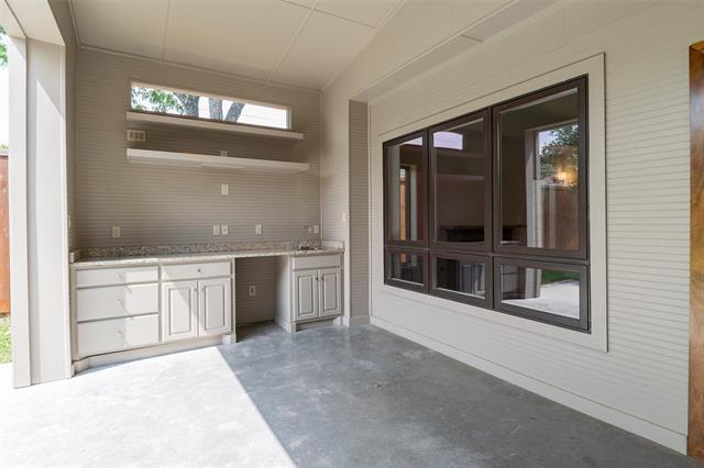 Building Photo - 7507 Robin Rd