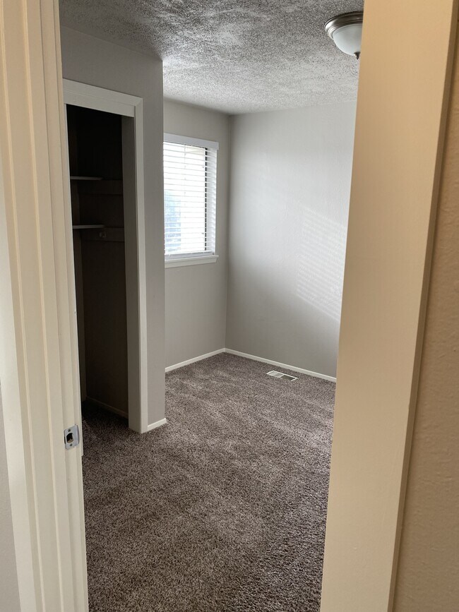 Building Photo - 1510 Storey St