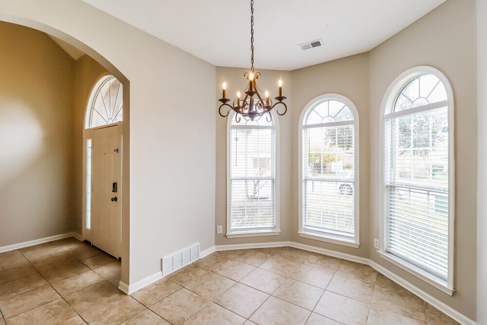 Building Photo - 9149 Chastain Pl