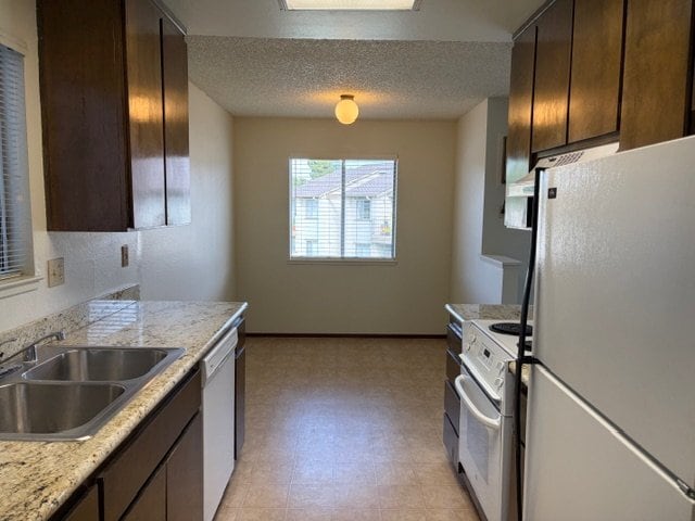 Building Photo - 2740 Park Ave