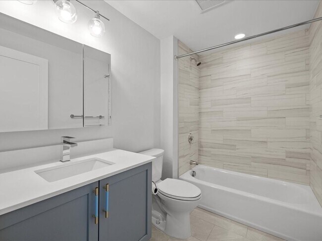 Building Photo - 50 Hichborn St