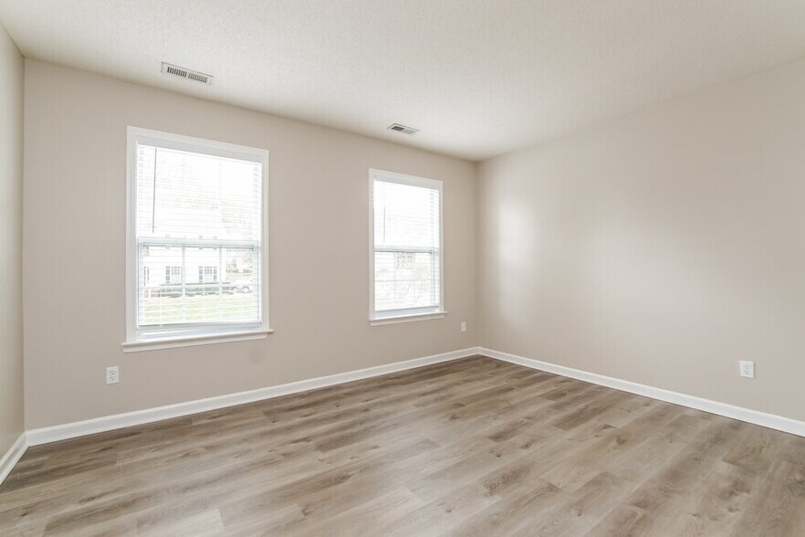 Building Photo - 8524 Bratt Ave