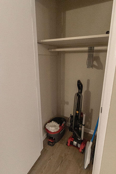 Building Photo - 801 N Ann St