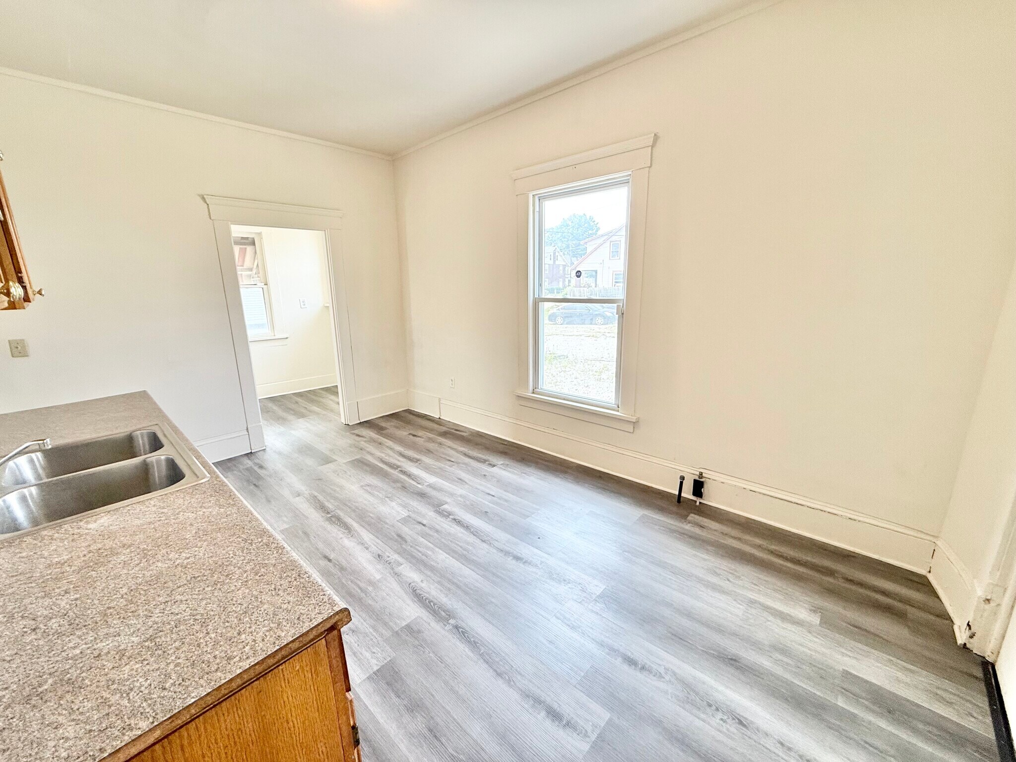 Building Photo - 921 17th St NW