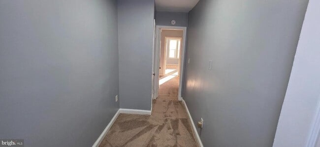 Building Photo - 1220 16th St NE