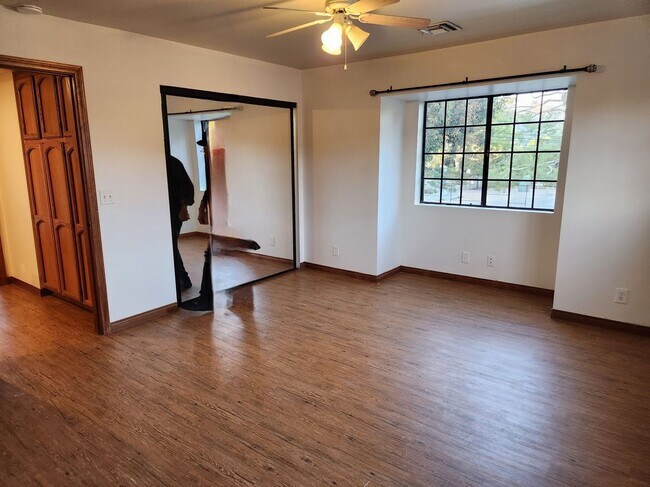 Building Photo - 199 N Hermosa Ave