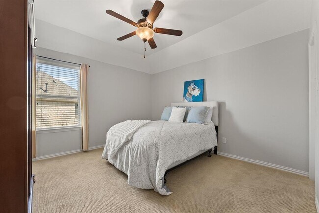 Building Photo - 106 Princes Ct
