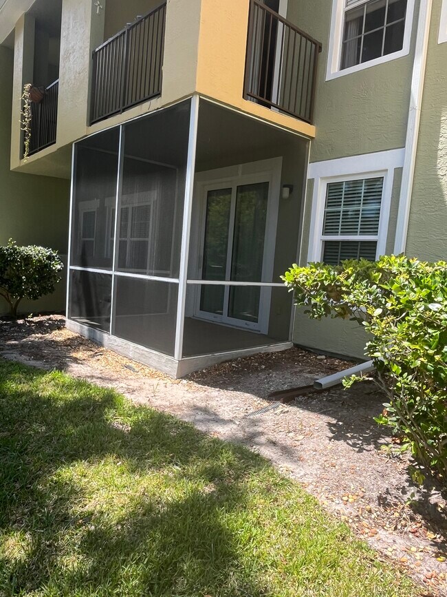 Building Photo - 4000 Grande Vista Blvd