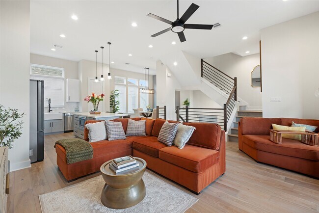 Building Photo - 1410 Milby St