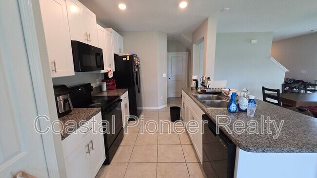 Building Photo - 4406 Summer Savory St