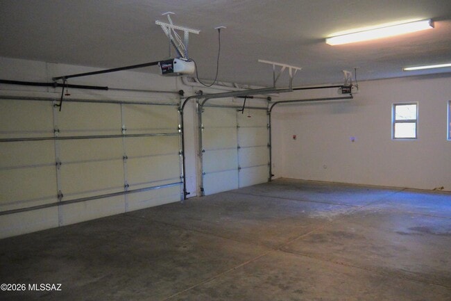 Building Photo - 6510 N Camino Arturo