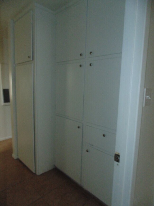 Building Photo - 3602EL