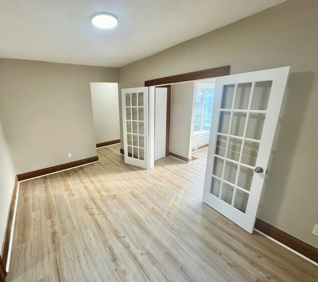 Building Photo - 3901 Berkeley Dr