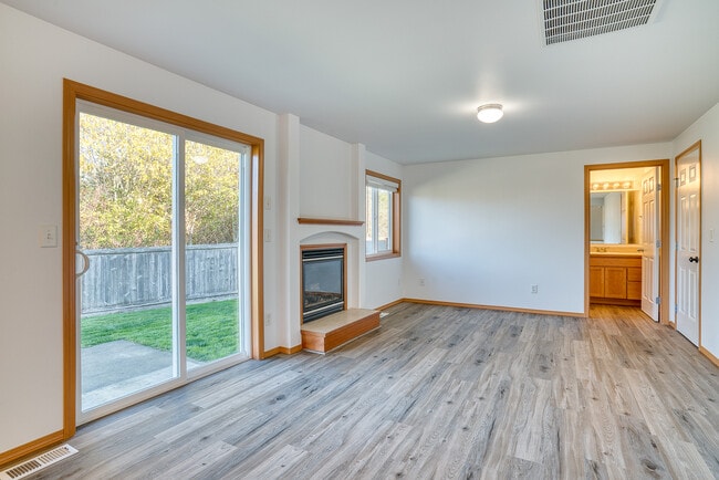 Building Photo - 7454 Halibut Dr