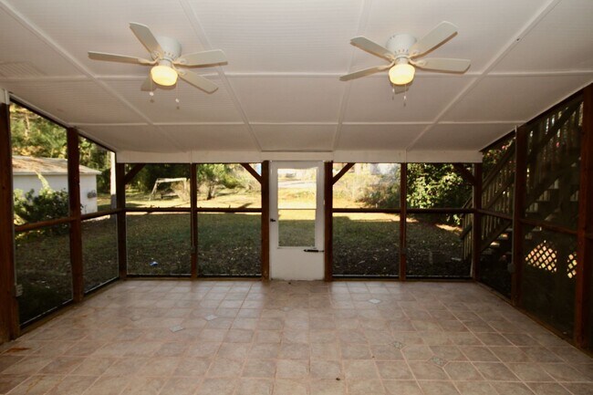 Building Photo - Exclusively Offered by Muse Realty Rentals, LLC