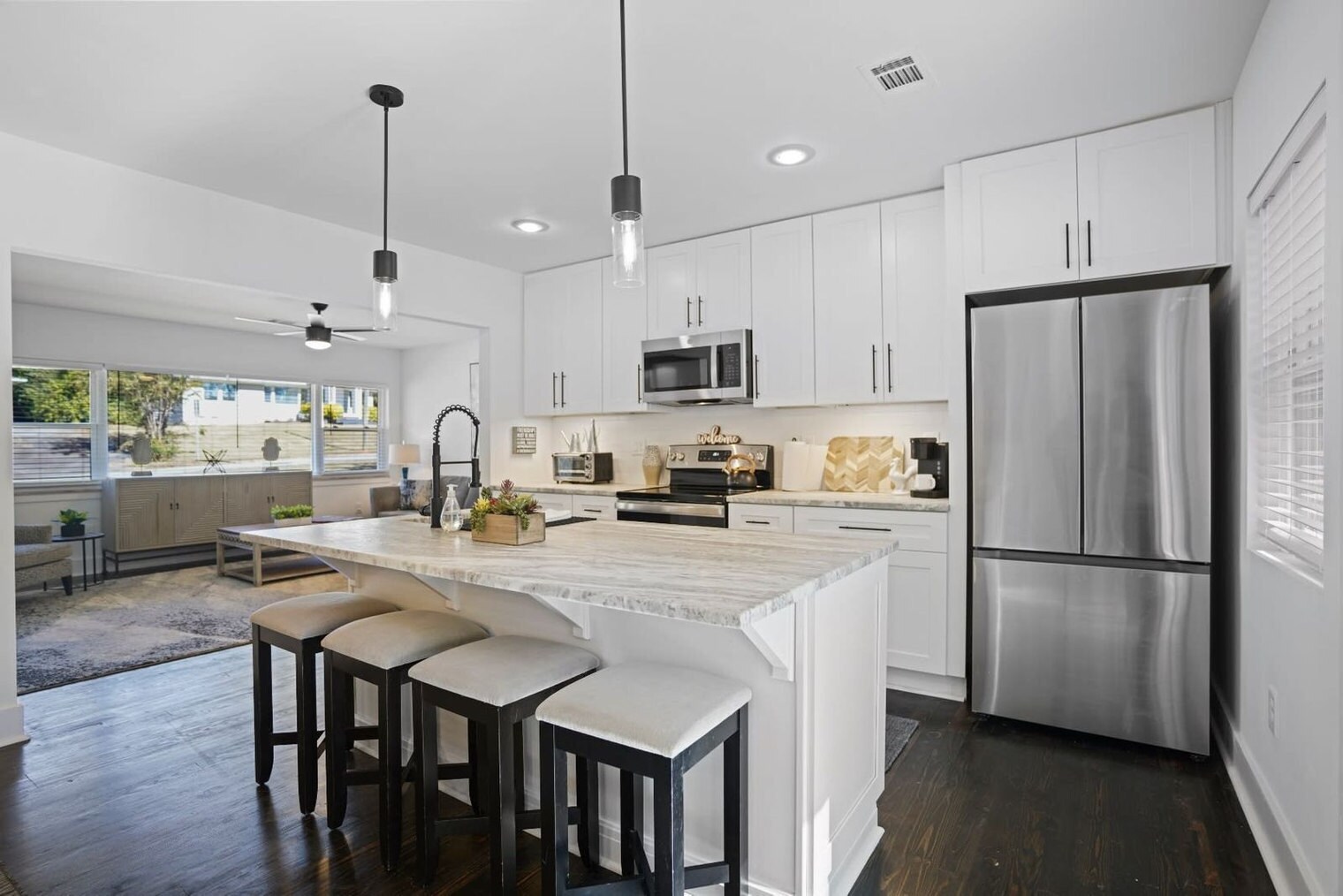 Building Photo - 2234 Edgemore Dr SE