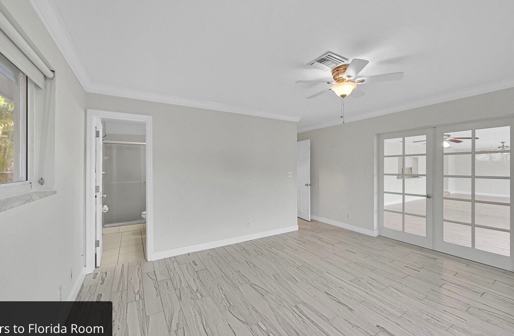 Building Photo - 211 SE 9th Ct
