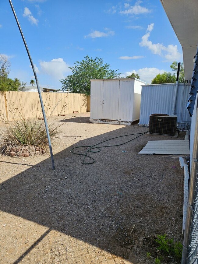 Building Photo - 2BED/2BATH MANUFACTURE HOME