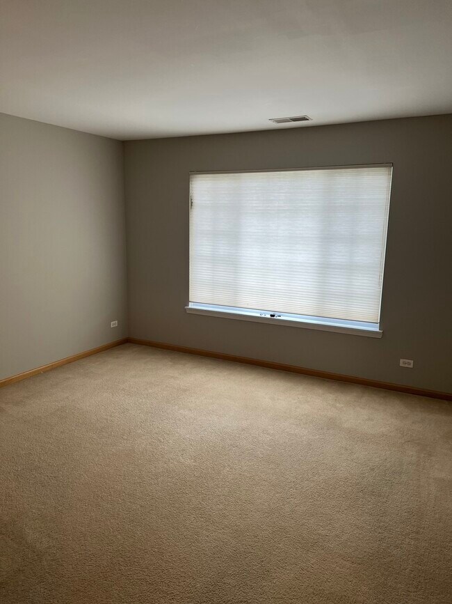 Building Photo - 863 Pheasant Trail