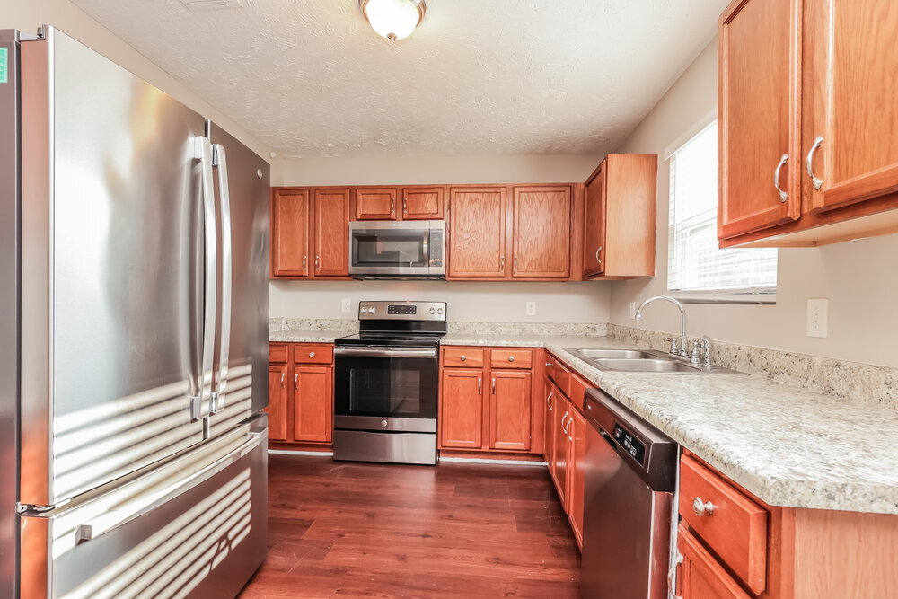 Building Photo - 5576 Dory Dr